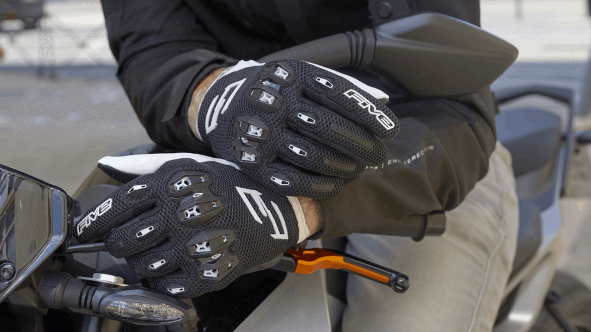 Pogliani guanti moto refrigeranti ventilati modelli a confronto